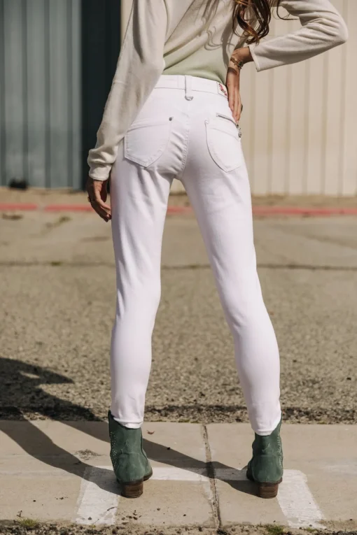 Super Slim | Cropped*Freeman T. Porter Alexa Cropped white
