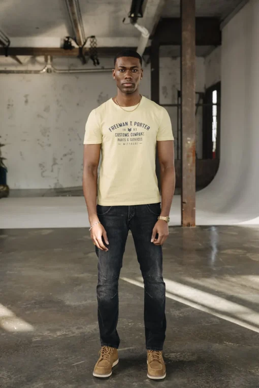 T-Shirts & Polos*Freeman T. Porter Ivander Oil Dye corn