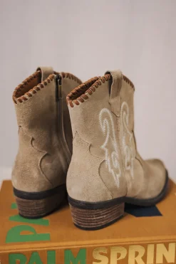 Shoes*Freeman T. Porter Laurene Suede Embro rock