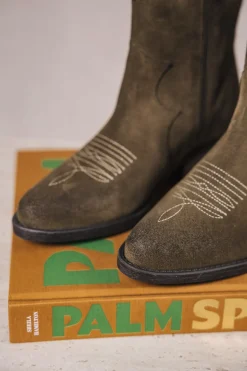 Shoes*Freeman T. Porter Laurene Suede Embro olive