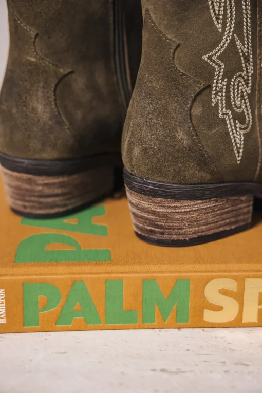 Shoes*Freeman T. Porter Laurene Suede Embro olive
