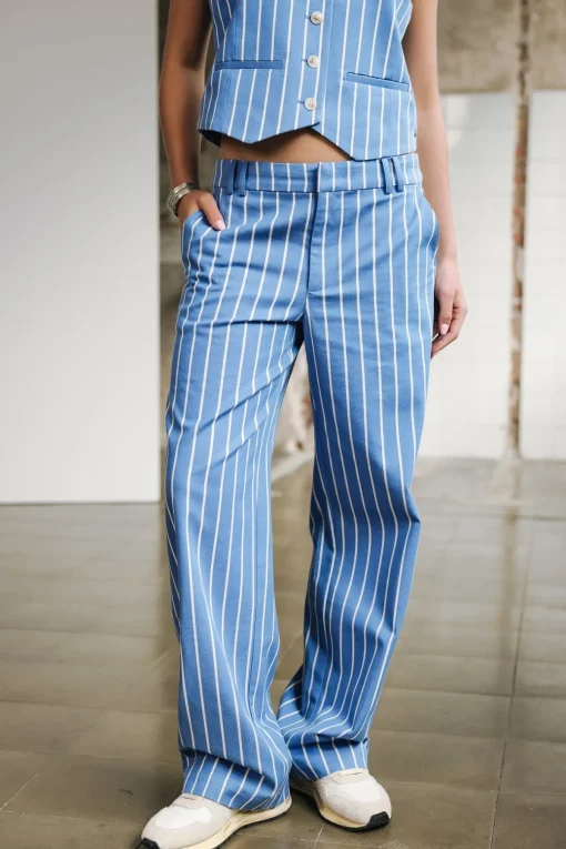 Colored Pants | Large*Freeman T. Porter Nickie Offshore granadasky