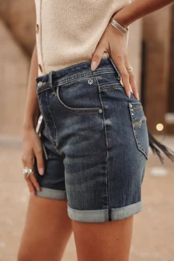 Shorts*Freeman T. Porter Skylie fever