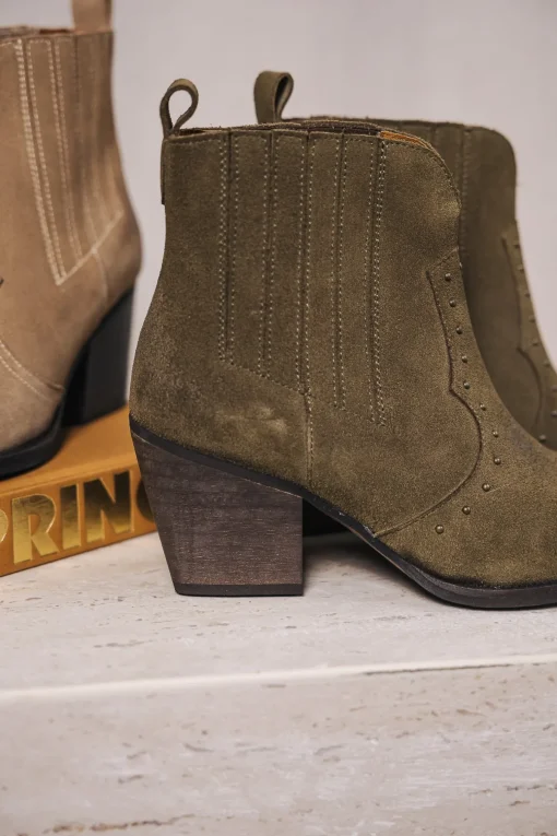 Shoes*Freeman T. Porter Tamara Studs trebol