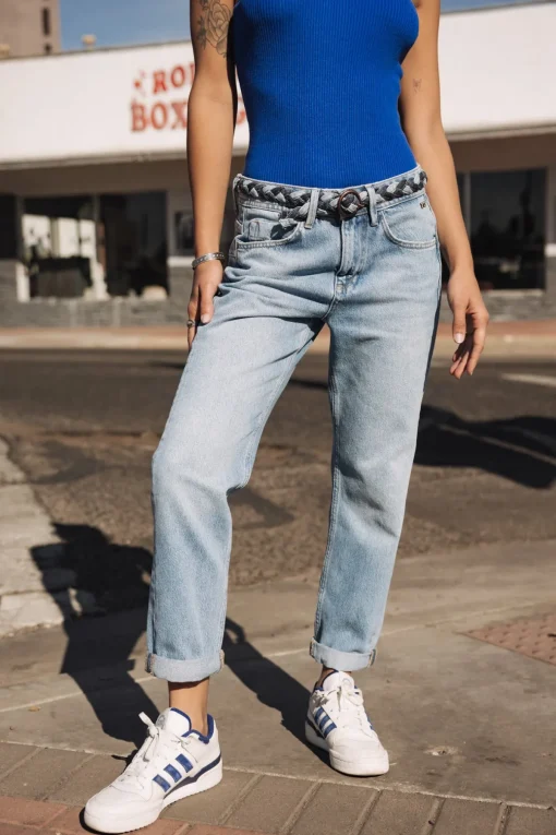 Boyfriend | Cropped*Freeman T. Porter Timea mayreau
