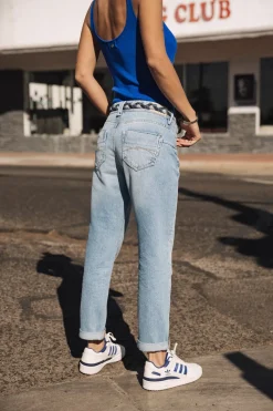 Boyfriend | Cropped*Freeman T. Porter Timea mayreau